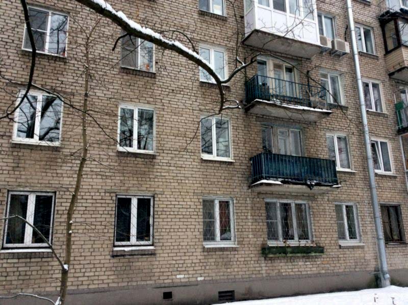 Брежневка кирпичная